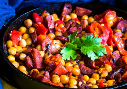 best ensalada de garbanzos near me