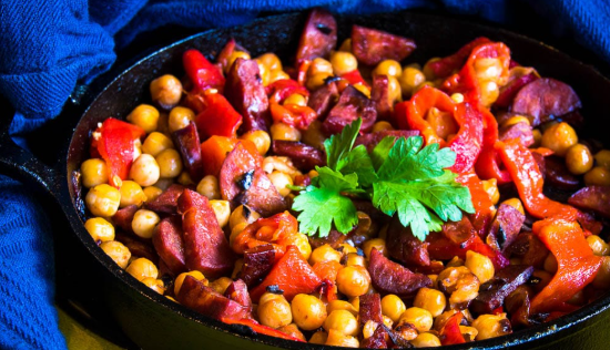 best ensalada de garbanzos near me
