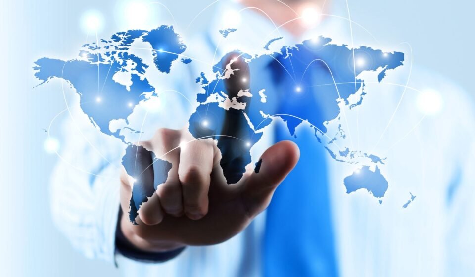 riproar tech news